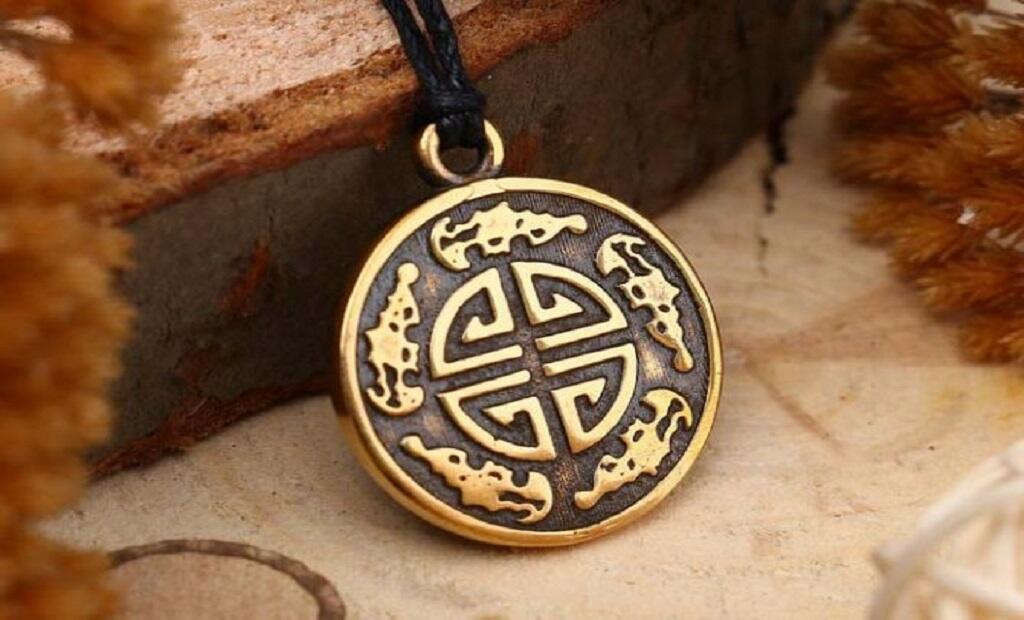 Amulet of the Five Benefits