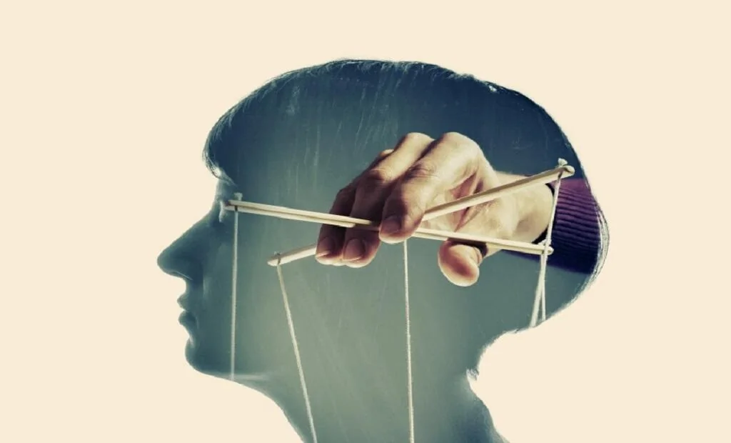 Love spell or manipulation with a partner?