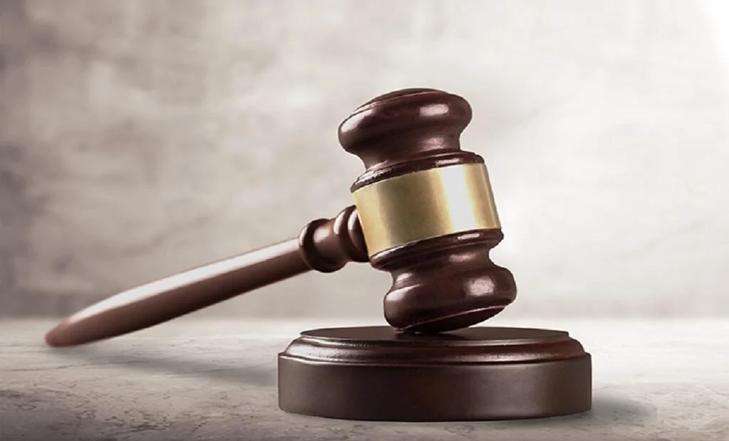 Assistance in solving court cases